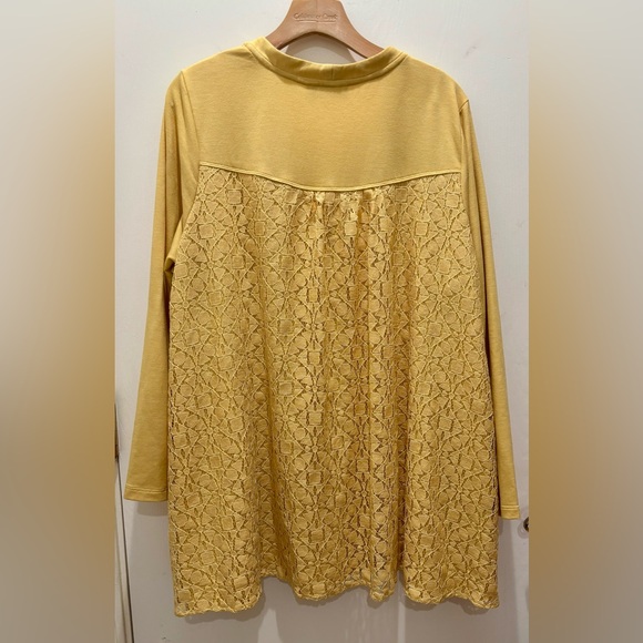 LOGO by Lori Goldstein Jackets & Blazers - LOGO Yellow Lace Accent Jacket 2X